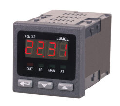 Regulator uniwersalny RE22, uniwersalne wejście dla czujników temperatury, wyjście 0/5V, zasilanie 230V a.c. - RE22121000